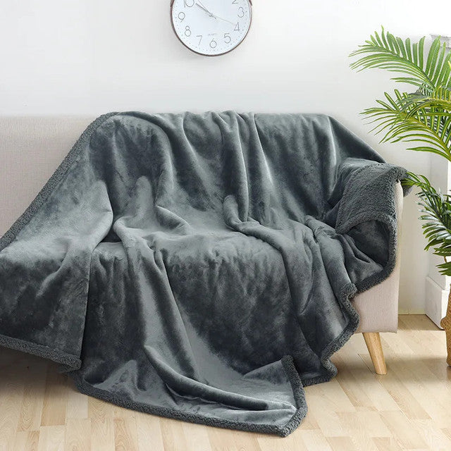 LOVEBLANKET™ - THE WATERPROOF BLANKET